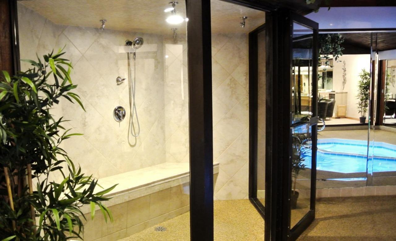 Sybaris Pool Suites Frankfort - Adults Only エクステリア 写真