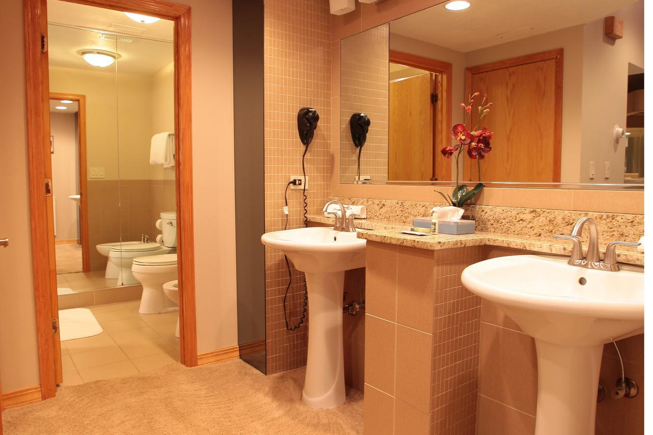 Sybaris Pool Suites Frankfort - Adults Only エクステリア 写真